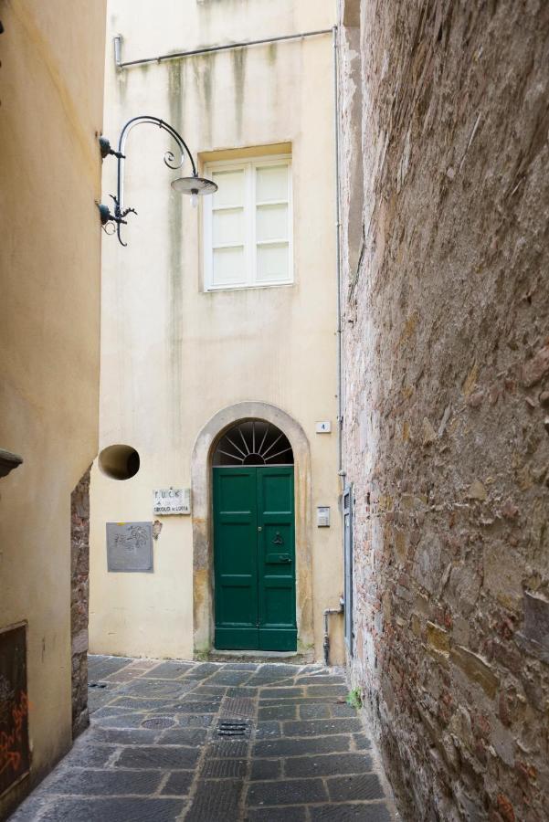 Tranquillo Bilocale In Centro Apartment Lucca Exterior photo